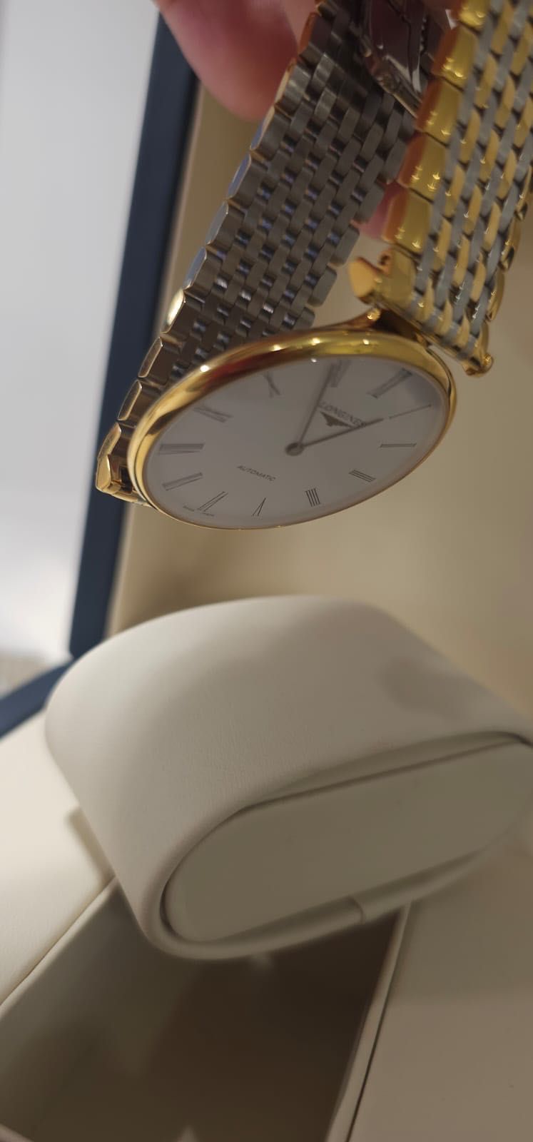 Longines дамски часовник оригинален от Женева