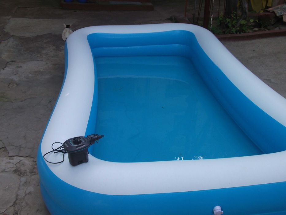 Piscina Bestway Noua.