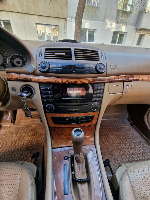 Mercedes Benz E class