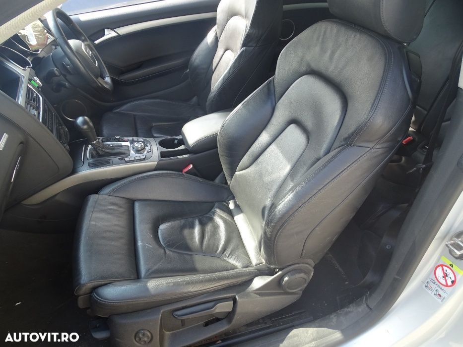 dezmembrez audi a5 3.0 TDI CAPA, CCWA 240 cp/ piese audi a5 8TR