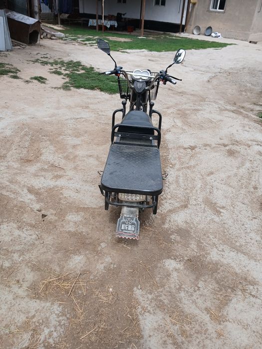 Продам электро мопед хорошом состояние