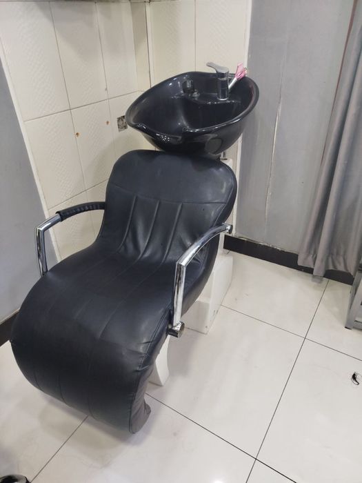 Sotiladi: Go‘zallik salon uskunalari (hammasi birga)