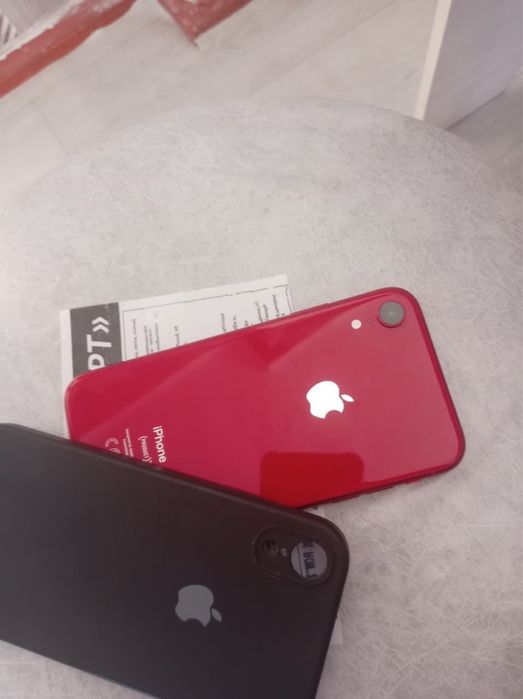 iPhone XR продается
