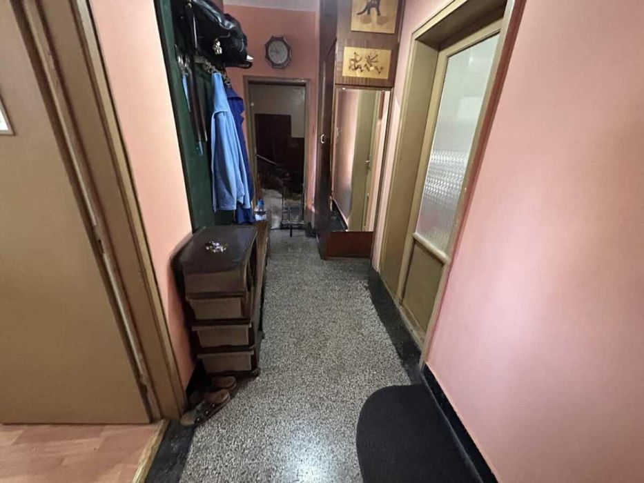 Продава се Тристаен апартамент в Пловдив, Център - 86 кв.м за 1082 €/кв.м - Снимка #4