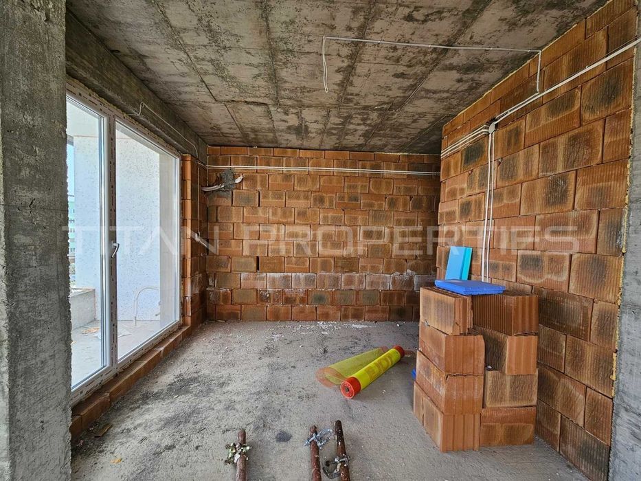 Продава се Тристаен апартамент в Пловдив, Христо Смирненски - 179 кв.м за 1066 €/кв.м - Снимка #3