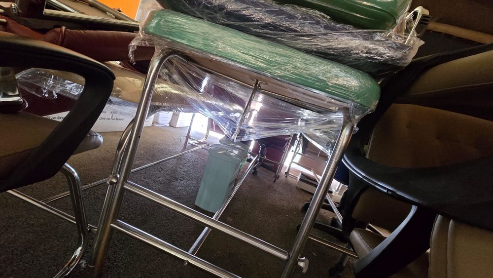 Canapele consultații medicale