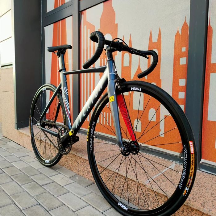Aventon Mataro fixed gear