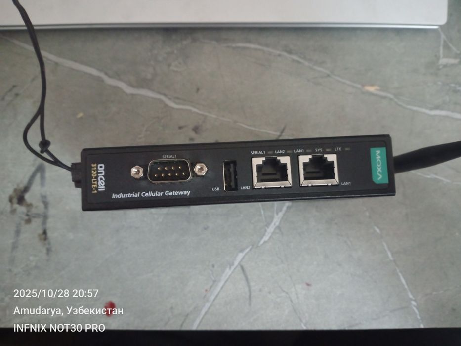 MOXA OnCell 3120-LTE-1 — bu sanoat darajasidagi LTE (4G) router/modem