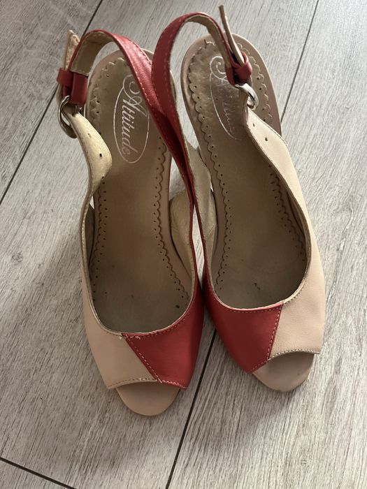 Sandale piele marimea 37