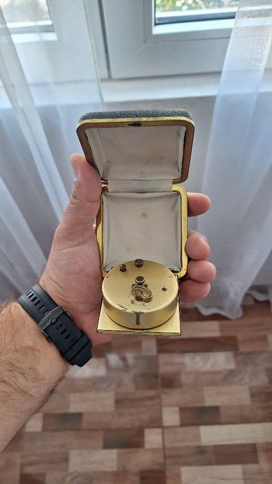 Vând ceas voiaj mecani REALITE