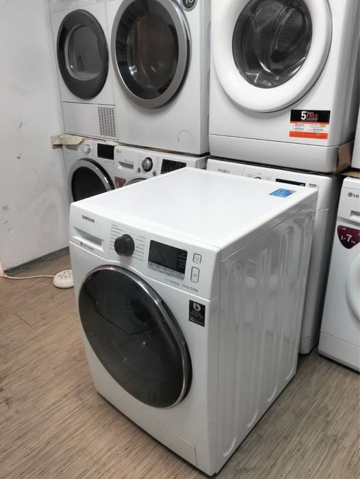 Vând mașini de spalat modele noi