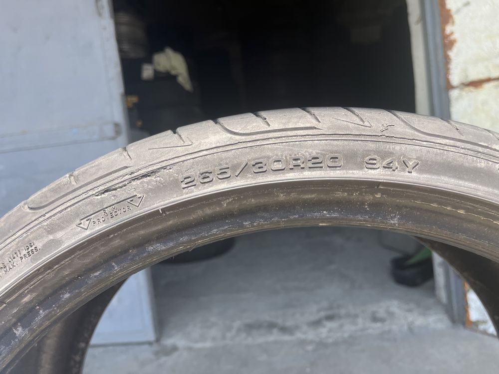 2 бр. летни гуми 265/30/20 GoodYear DOT 0618 5,2 mm