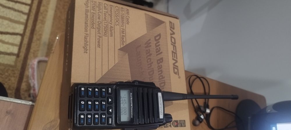 Продам радиостанции боафенг ув-82