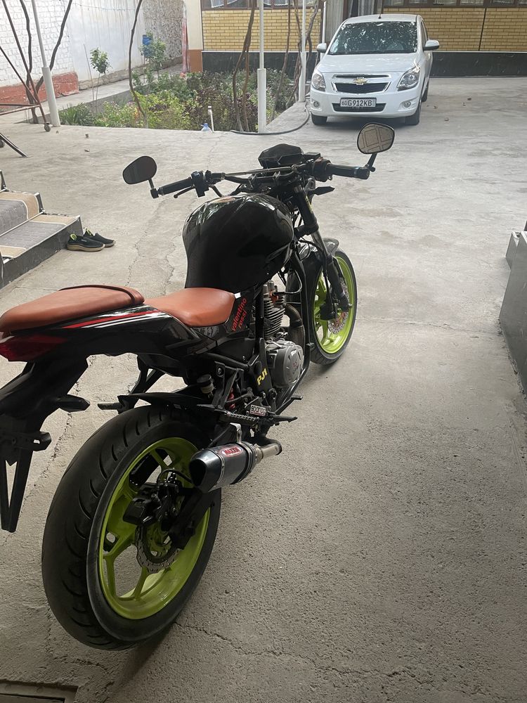 Mototsikl sotiladi variant ham bor