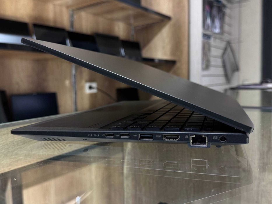 ASUS CREATOR Q540VJ Core i9-13900H RTX 3050 6Gb ram 16 SSD 1TB 3K OLED