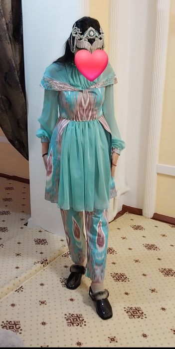 Adrasli koʻylak, lozim. Diademasi bilan birga