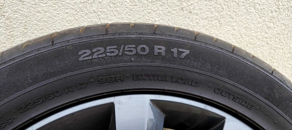 Jante 17" originale Seat + anvelope 255/50 R17 Continental