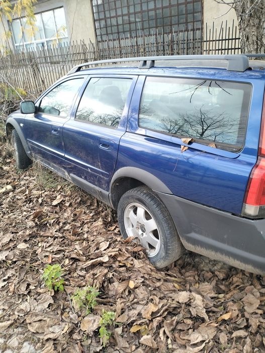 Продавам Volvo V70XC AWD на части