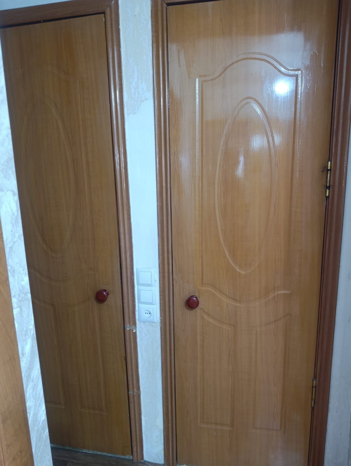 Продается двери межкомнатные