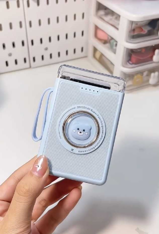Компактна Външна Батерия Power Bank с вградени 4 кабела, 10000 mAh