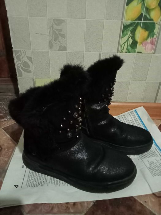 зимние сапоги натуралка б/у