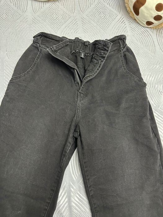 Дрехи от 8 до 30 лв.