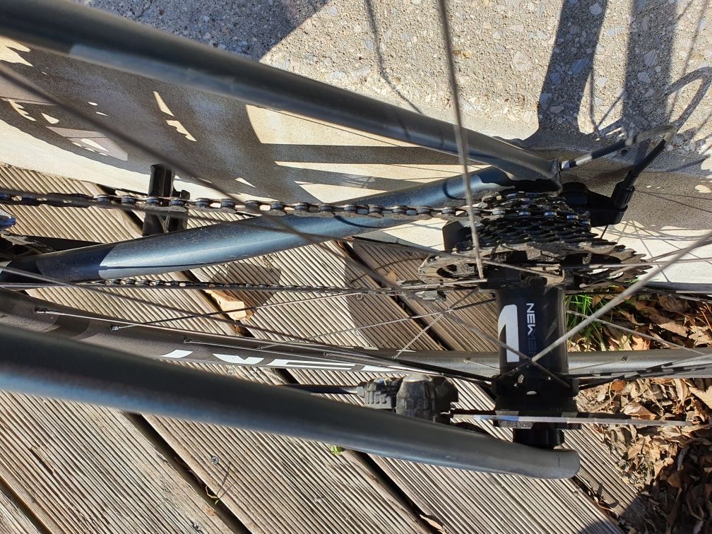 Specialized tarmac sl6 Shimano 105