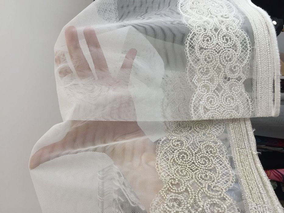 Плат за пердета и калъфи за мебел, ушиване