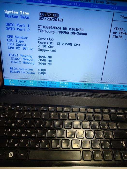 Ноутбук на запчасти и на восстановление.