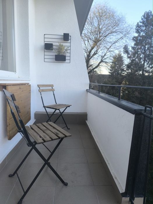 Se inchiriaza apartament cu 2 camere in zona Cornisa