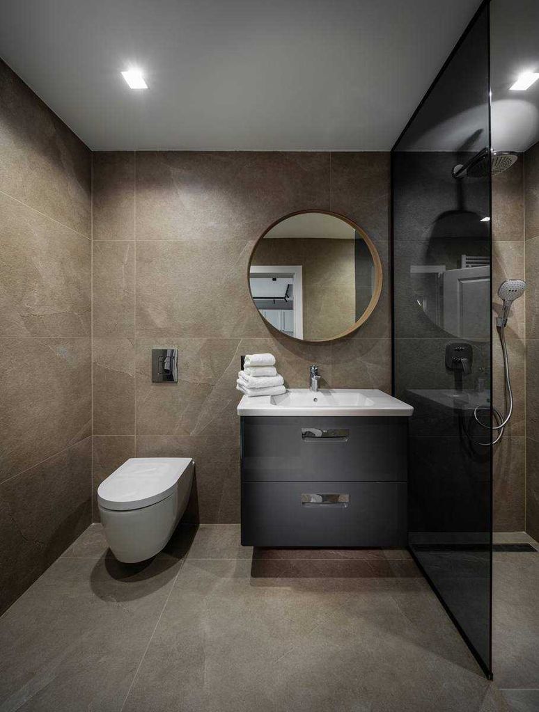 Продава се Двустаен апартамент в Пловдив, Кършияка - 75 кв.м за 2997 €/кв.м - Снимка #1
