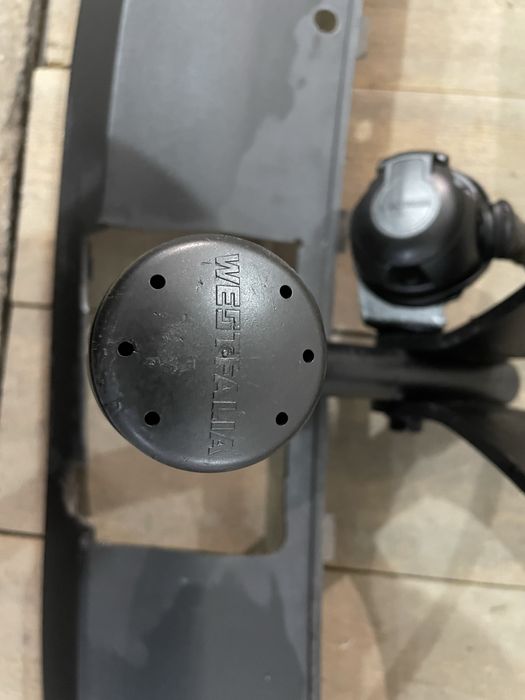 Теглич за Ауди А3 8П