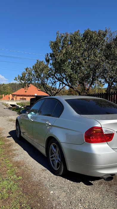 BMW Seria 3 E90 - 1.6 Benzina/122 CP