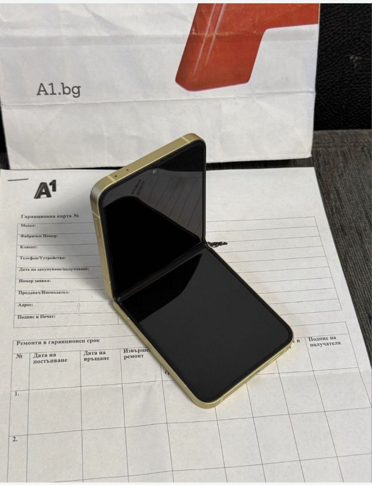 ***КАТО НОВ 256GB Samsung Z Flip 6 Гаранция A1 2026 г. Yellow