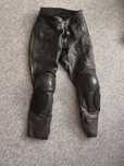 Pantaloni moto piele