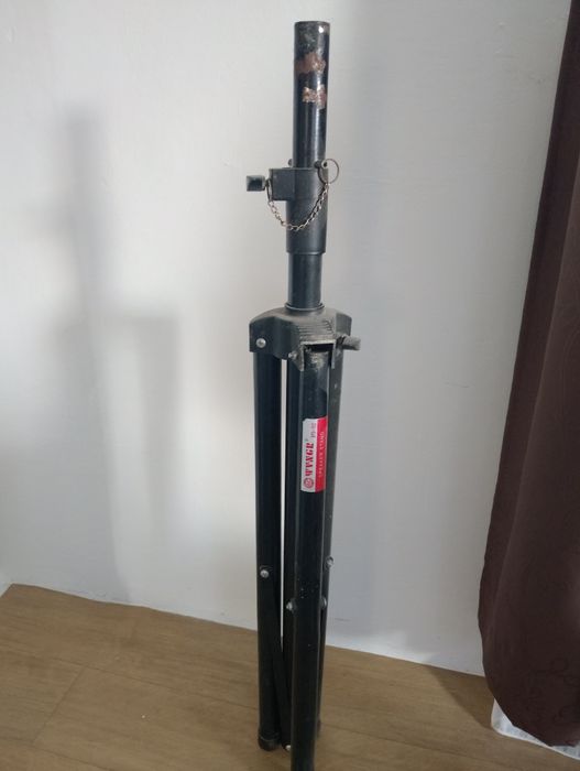 Stativ boxa  folosit