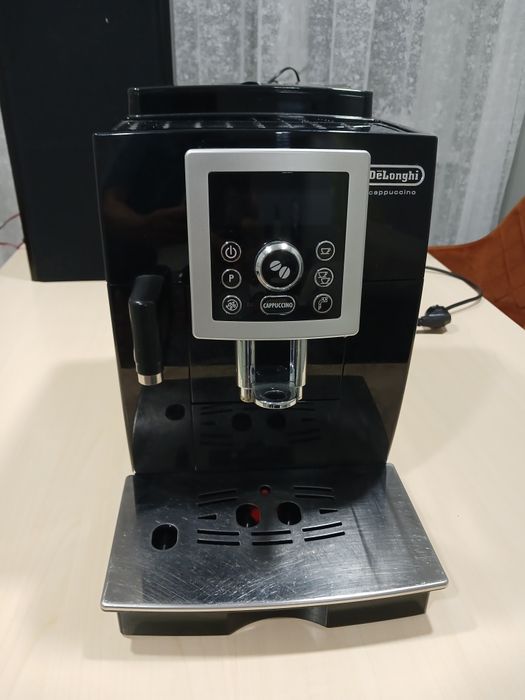 Vând expresor cafea Delonghi Capuccino