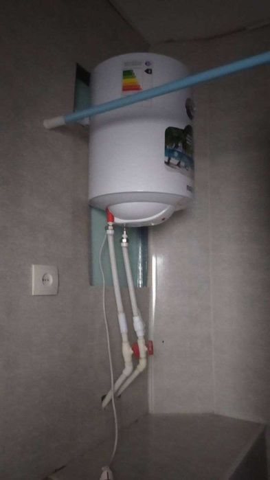 Продаётся 1 ком. квар.