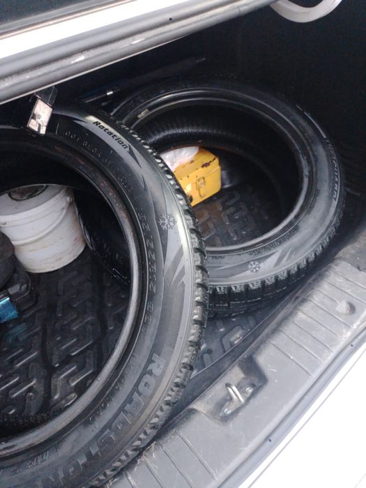 Балоны 2 штук б/у