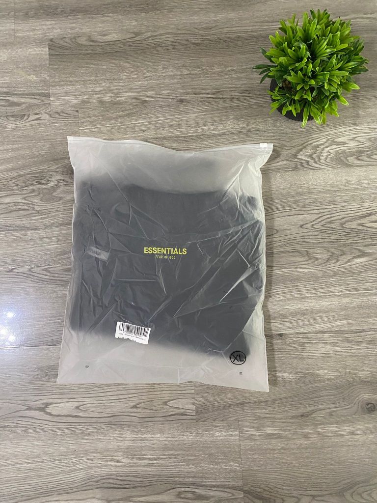 Pantaloni Essentials