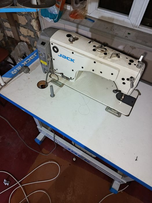 Tikuv mashinasi JACK sotiladi