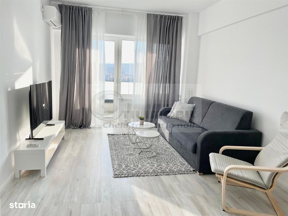 1 Cam, Comision 50 % (225 Euro) ,Centru, Parcare,Unirea Towers