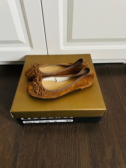 Balerini / pantofi  maro , din piele intoarsa , numarul 36