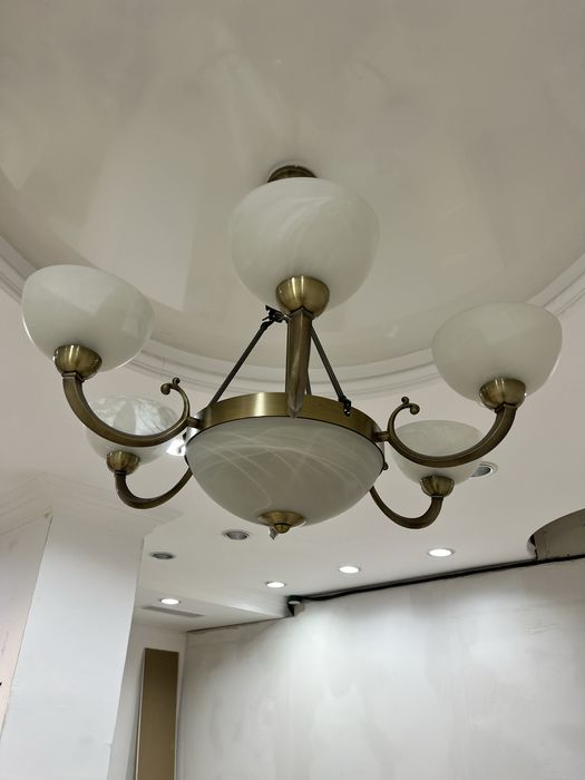 Продам люстры, ЦЕНА за комплект 4шт