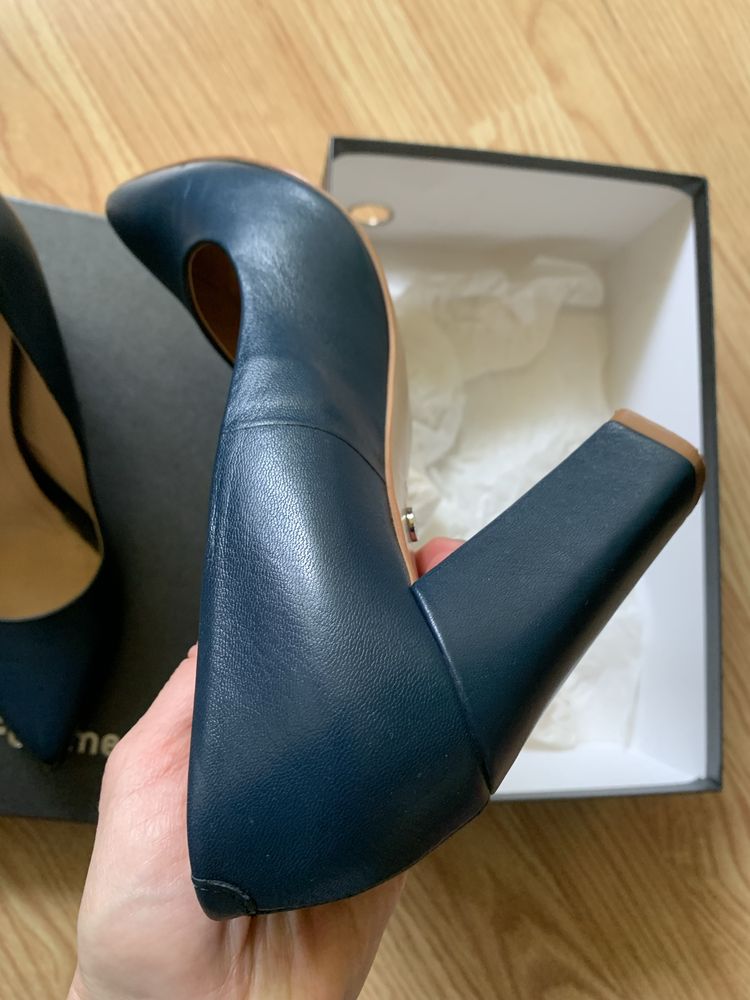 Pantofi piele toc gros / masura 40