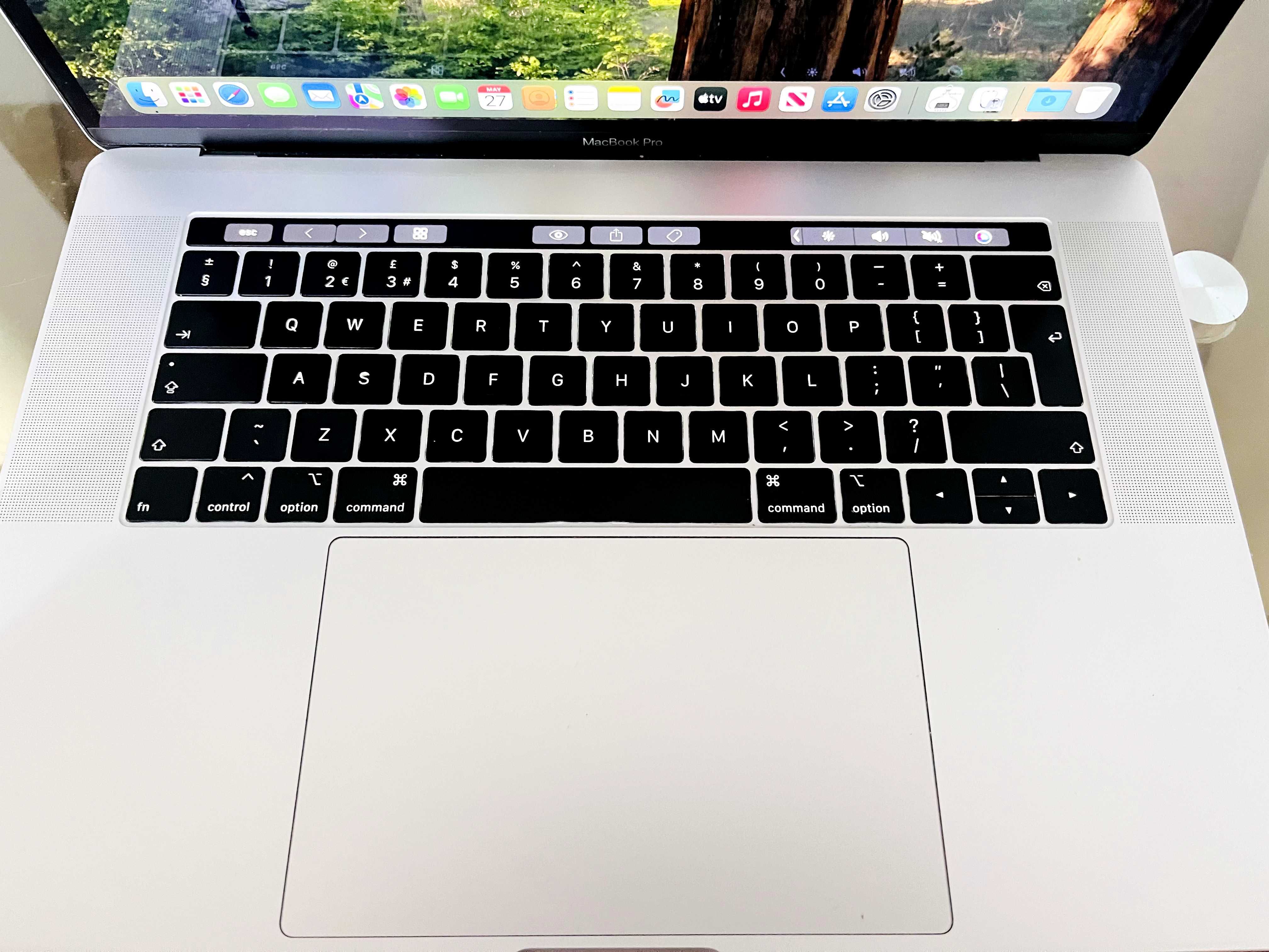 Apple MacBook PRO 15 A1990 mid 2018 i7 2.6Gz 16GB 500GB NVMe Touch Bar