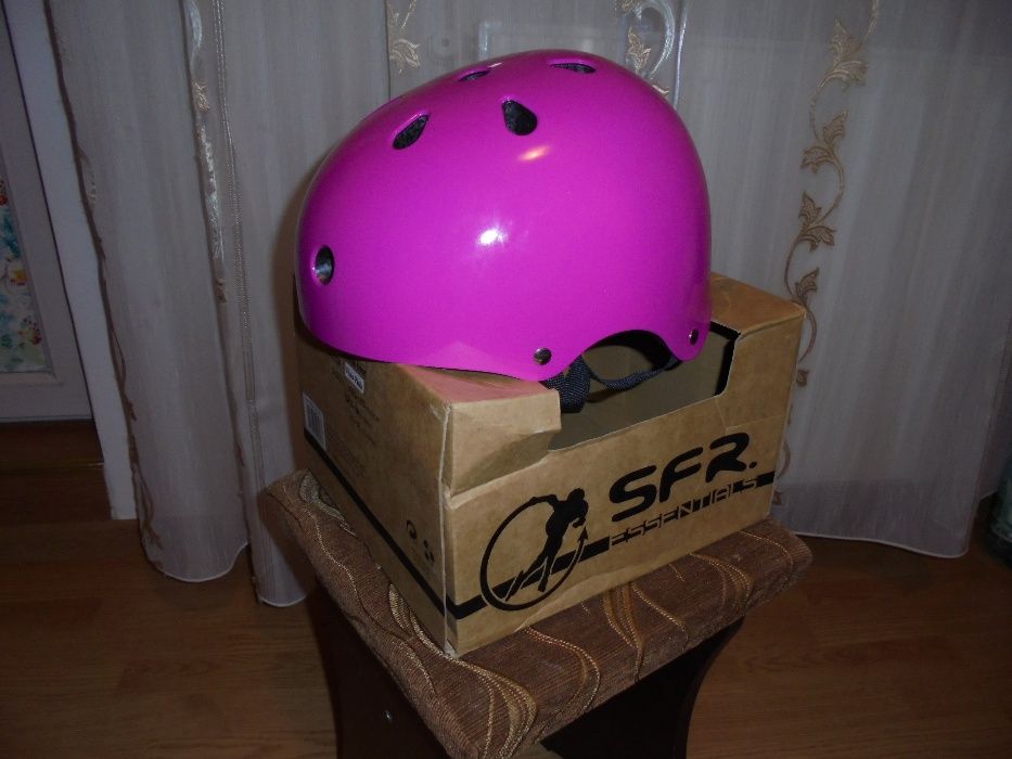 Casca SFR-Essential Helmet-skates,skateboard si bicycles.Pret-50-LEI