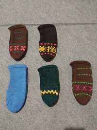 Плетени чорапи и терлици, плетени ботушки, плетени ръкохватки