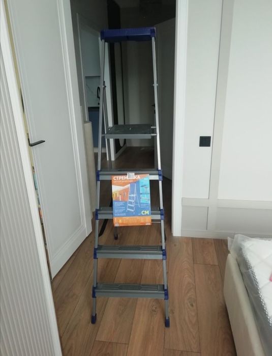 Новая стремянка до 3 метров потолков!