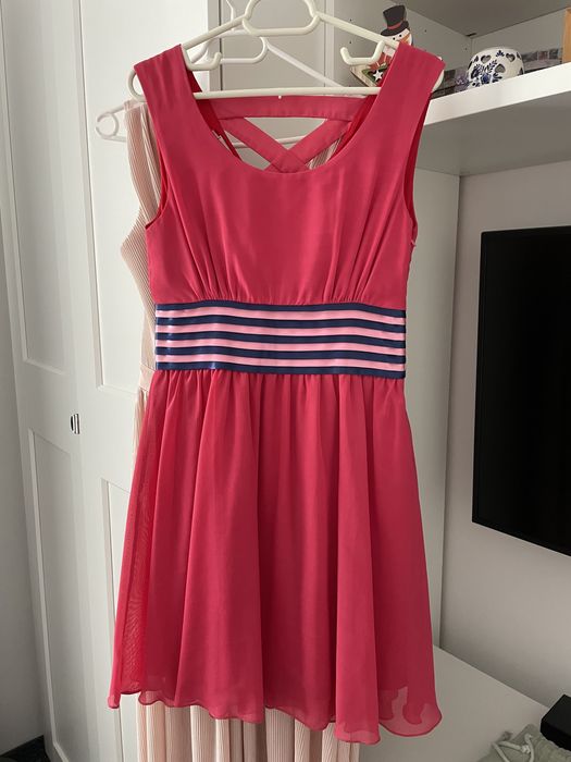 Rochie tiffani roz rochie orsay alba